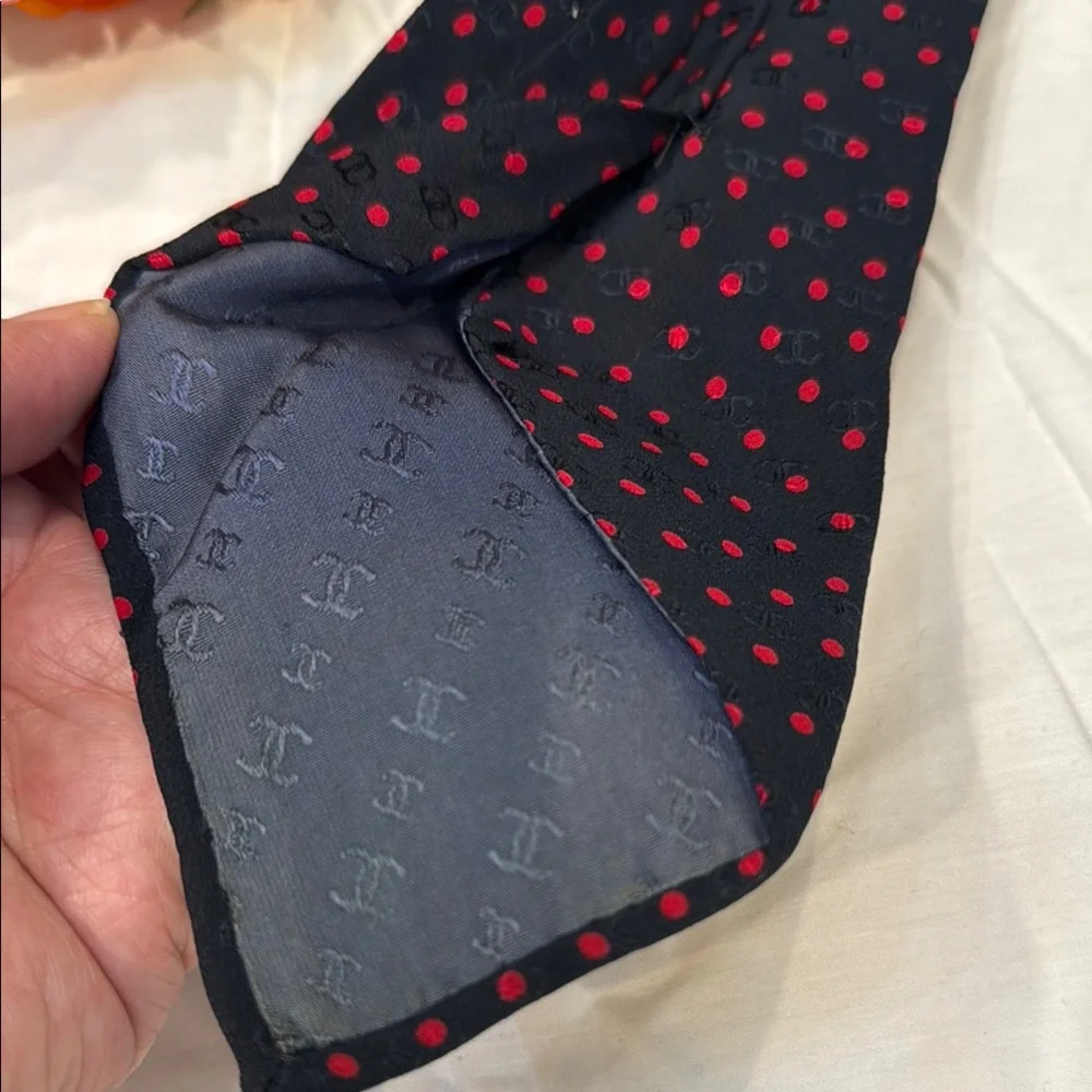 Authentic Chanel Black and Red Polka Dot Tie - Picture 5 of 8